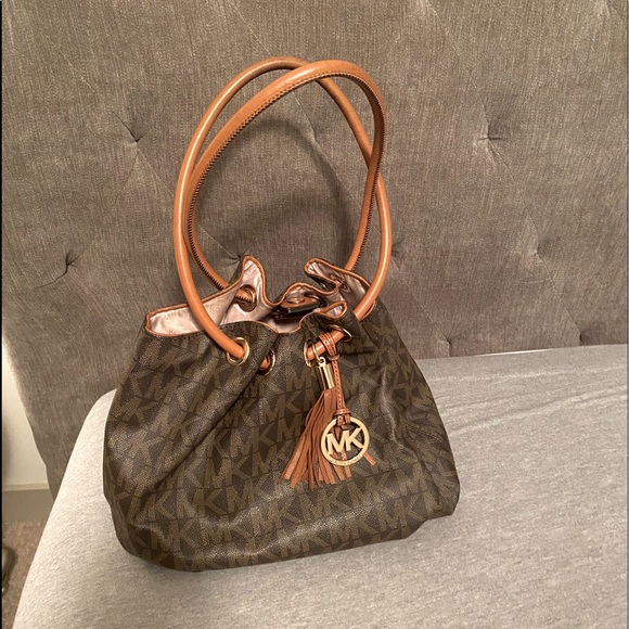 Michael Kors Bag - Picture 1 of 3